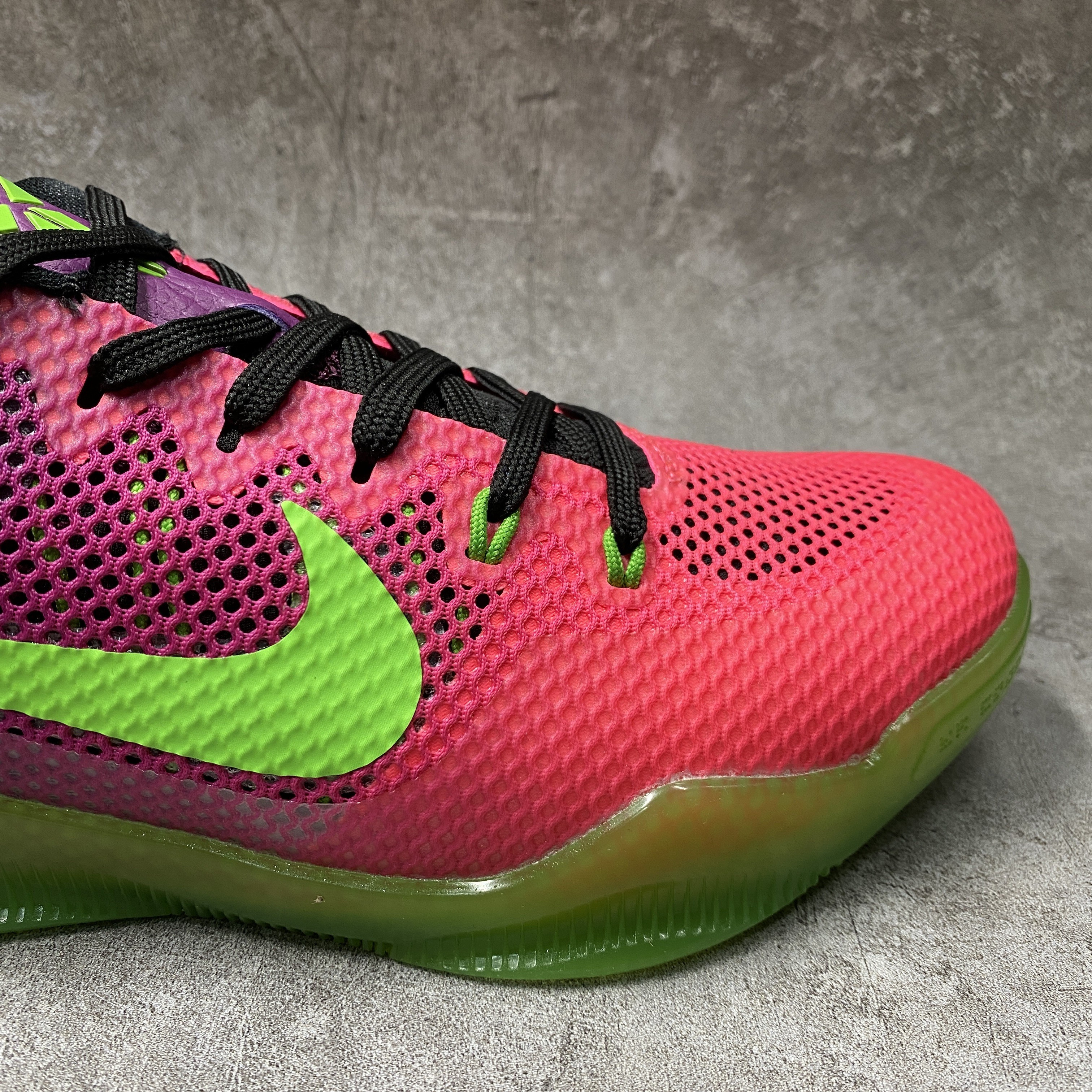 Nike Kobe 11 EM Low Mambacurial