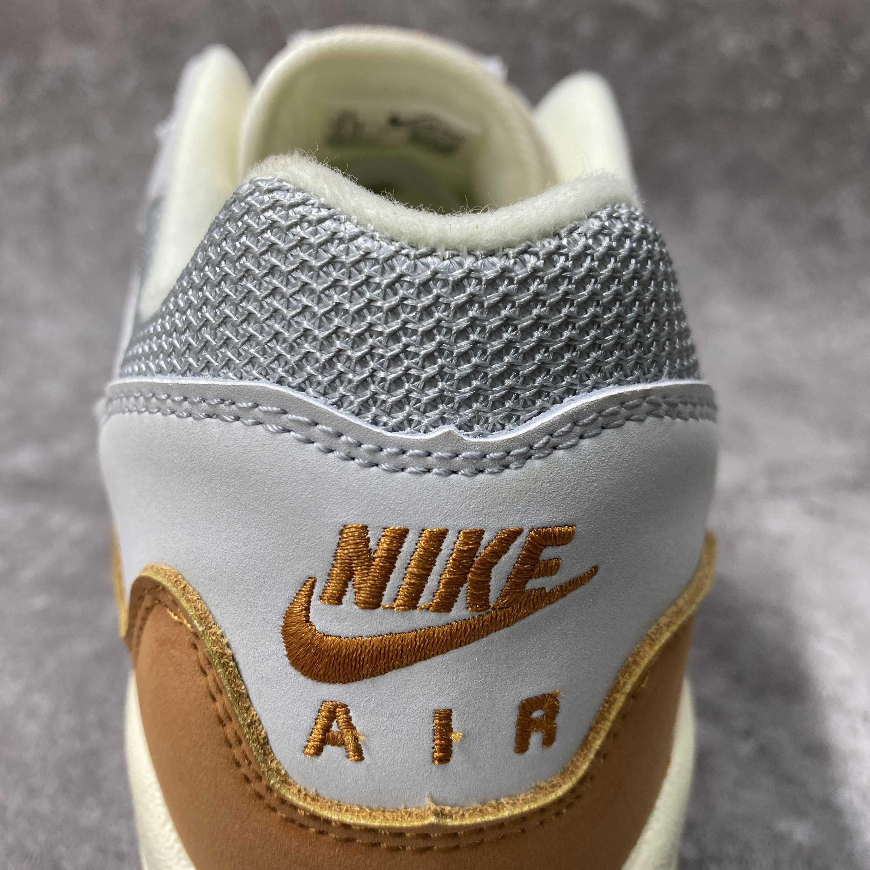 Nike Air Max 1 Patta Waves Monarch