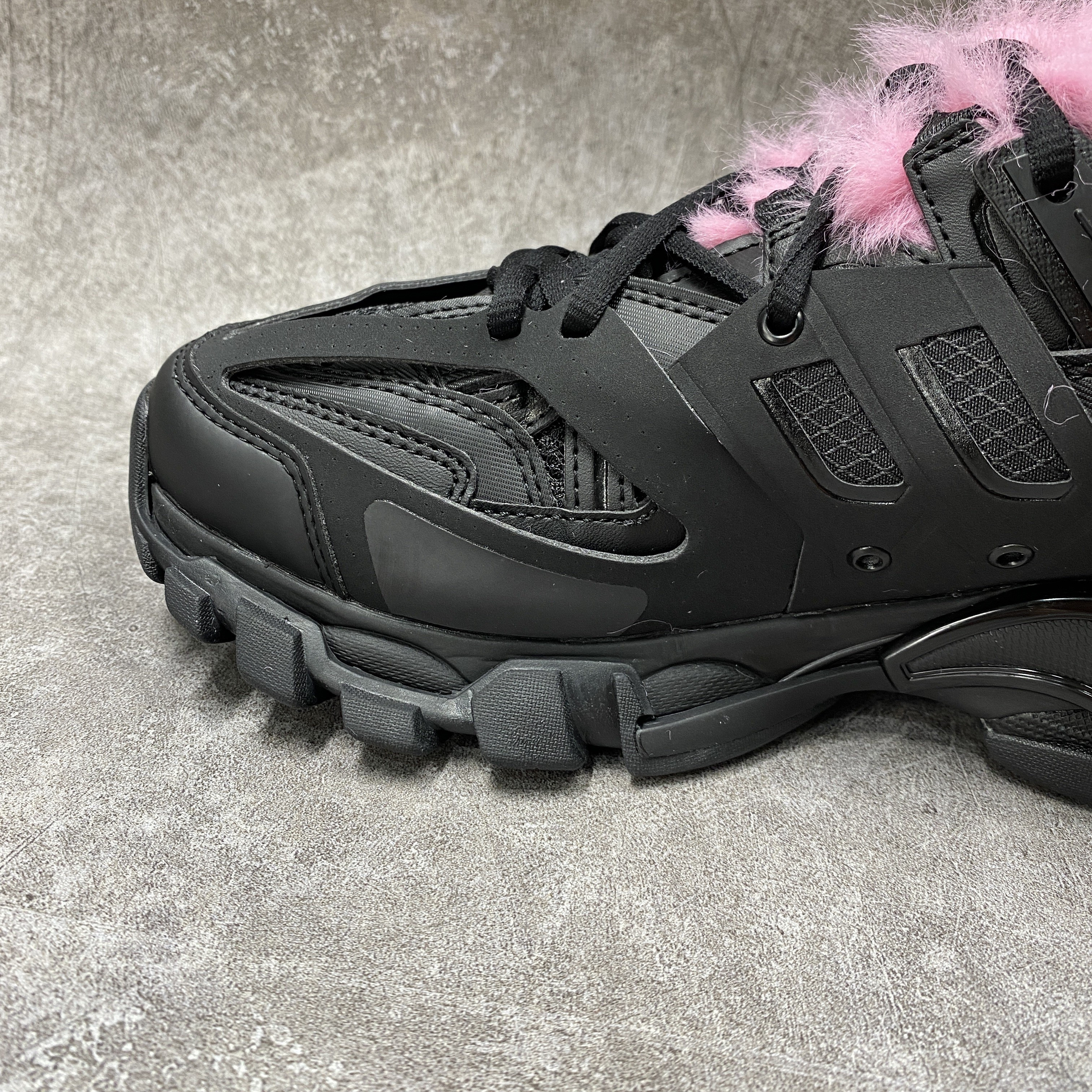 Balenciga Track Sneaker Pink Fur