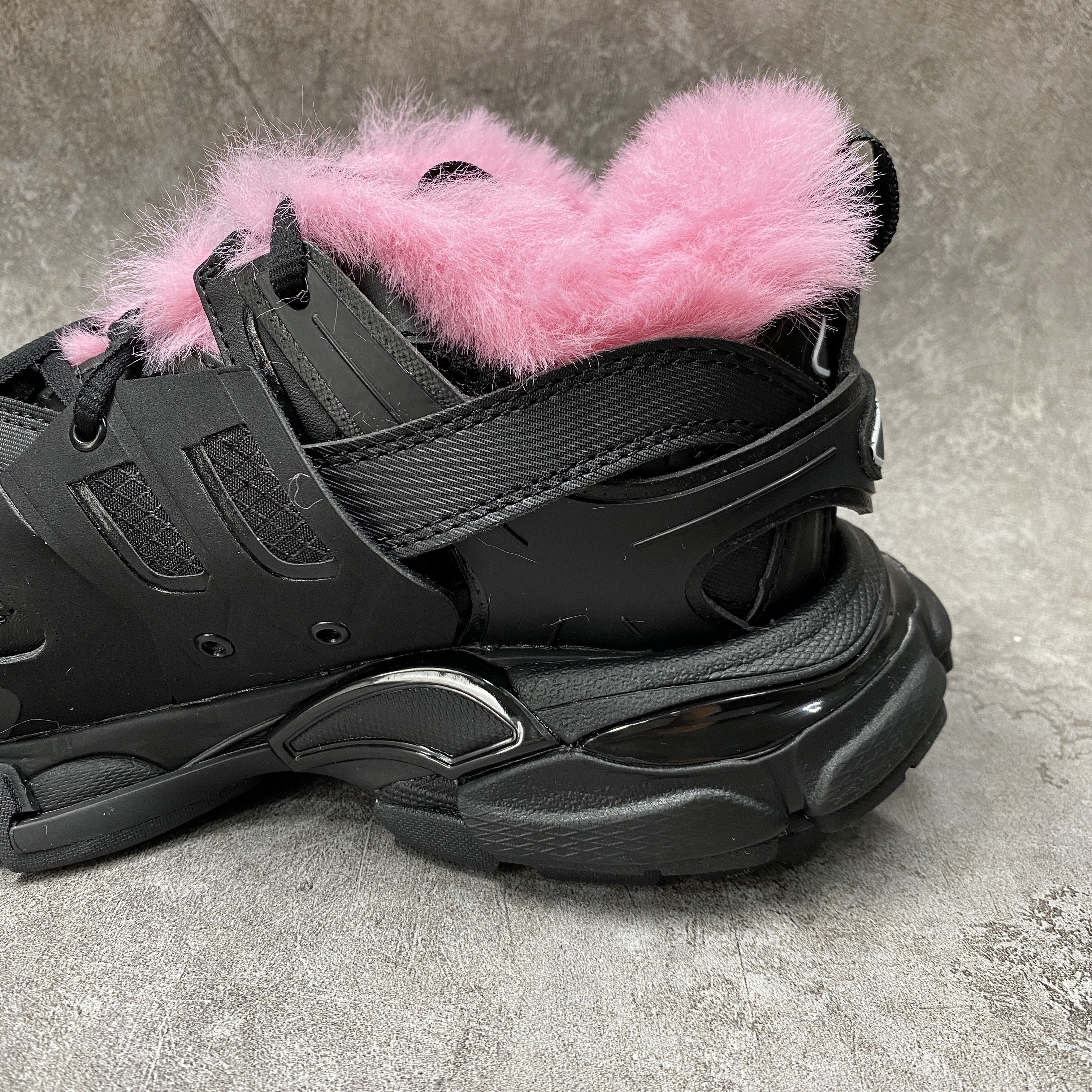 Balenciga Track Sneaker Pink Fur