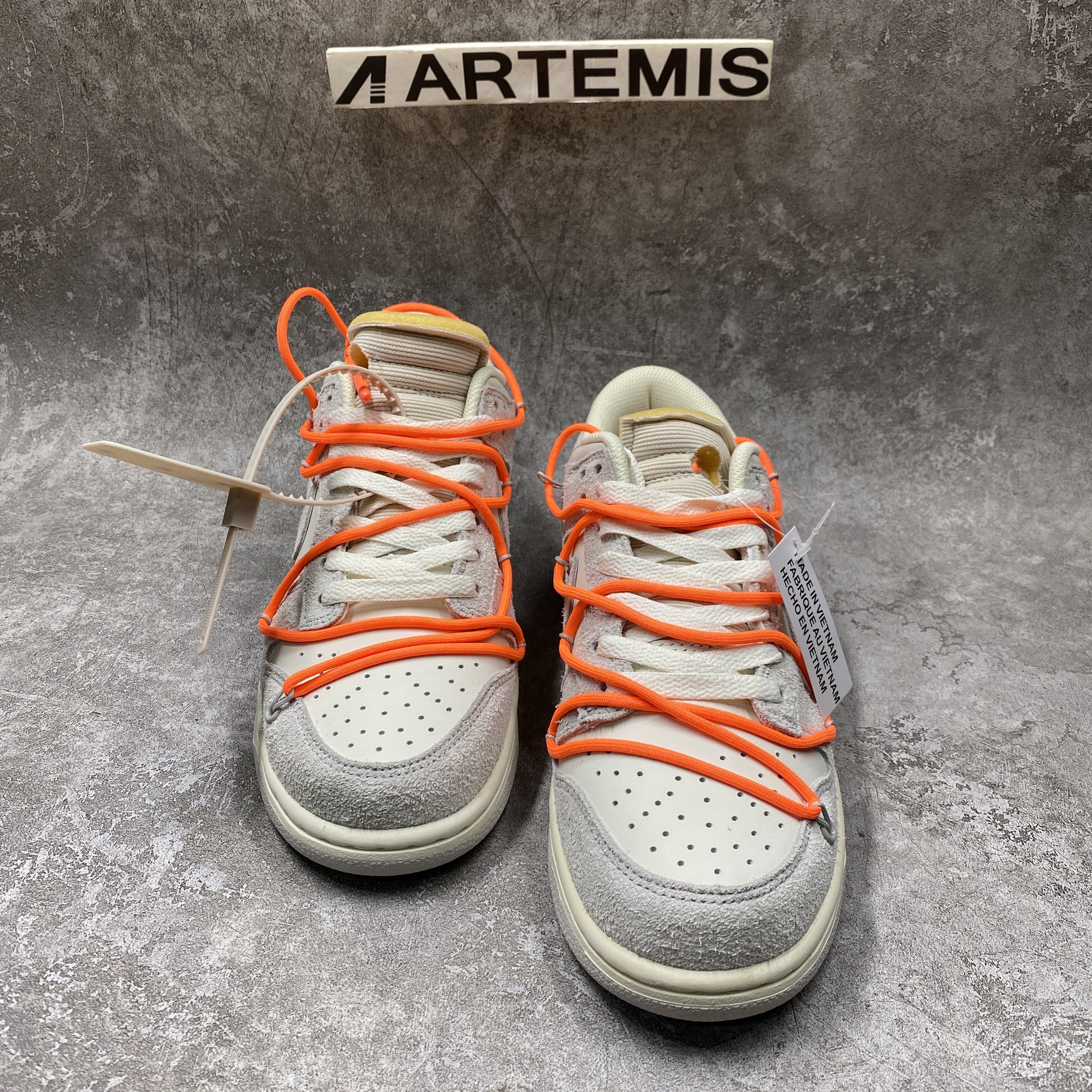 Nike Dunk Low Off-White Lot 11