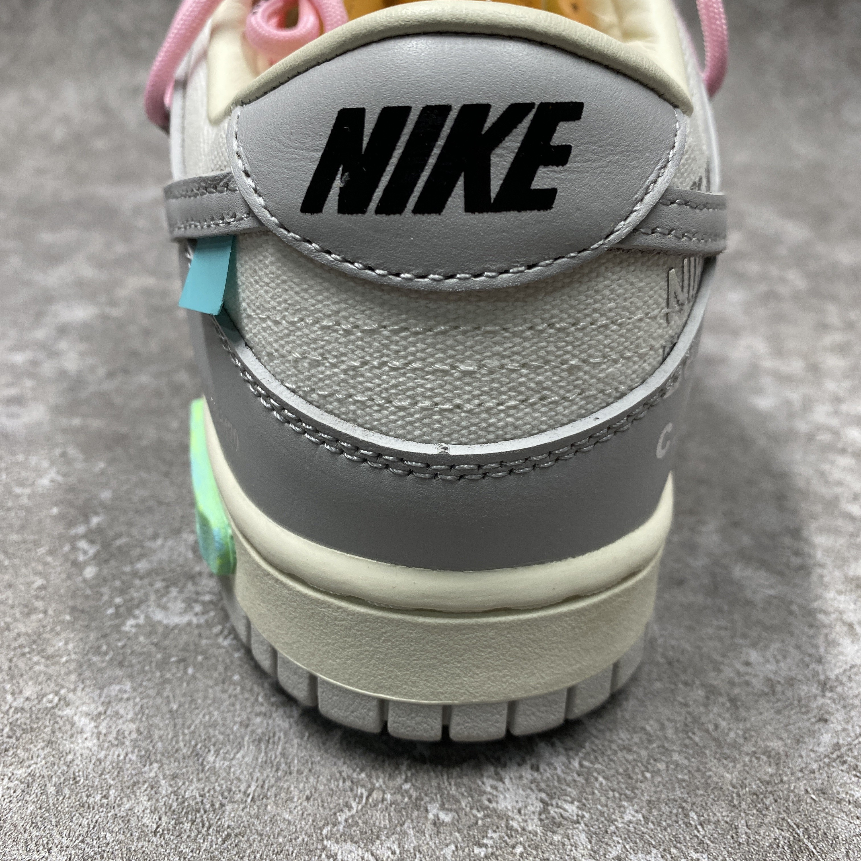 Nike Dunk Low Off-White Lot 9