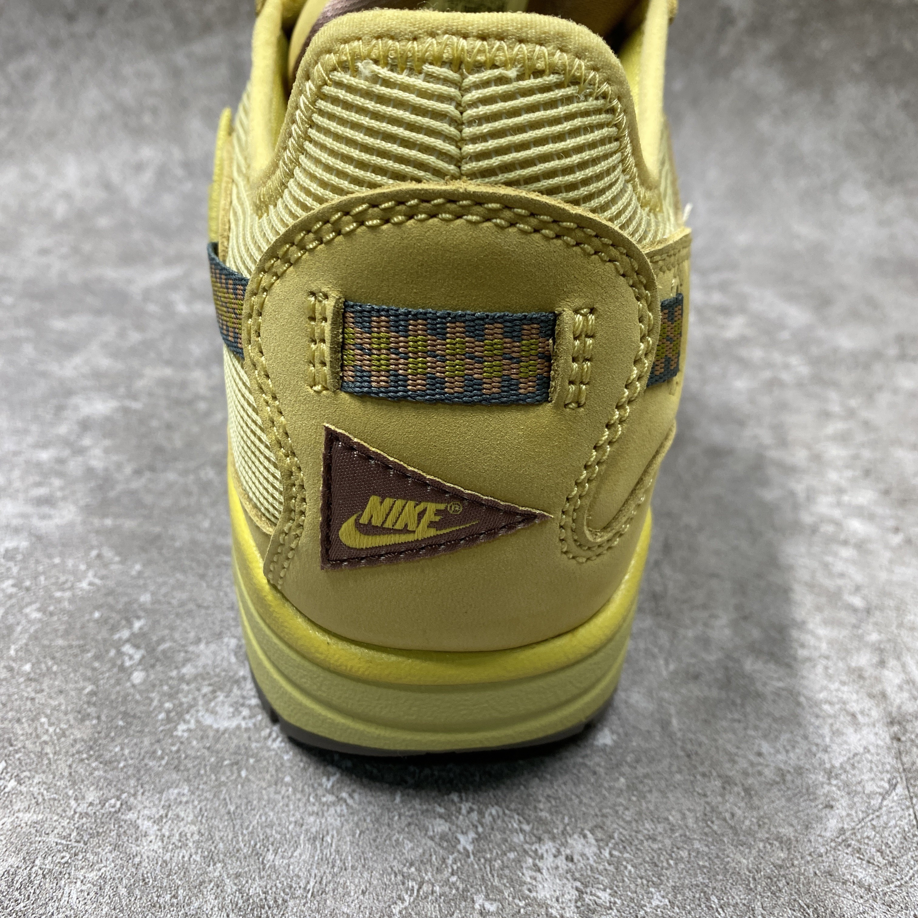 Nike Air Max 1 Travis Scott Cactus Jack Saturn Gold