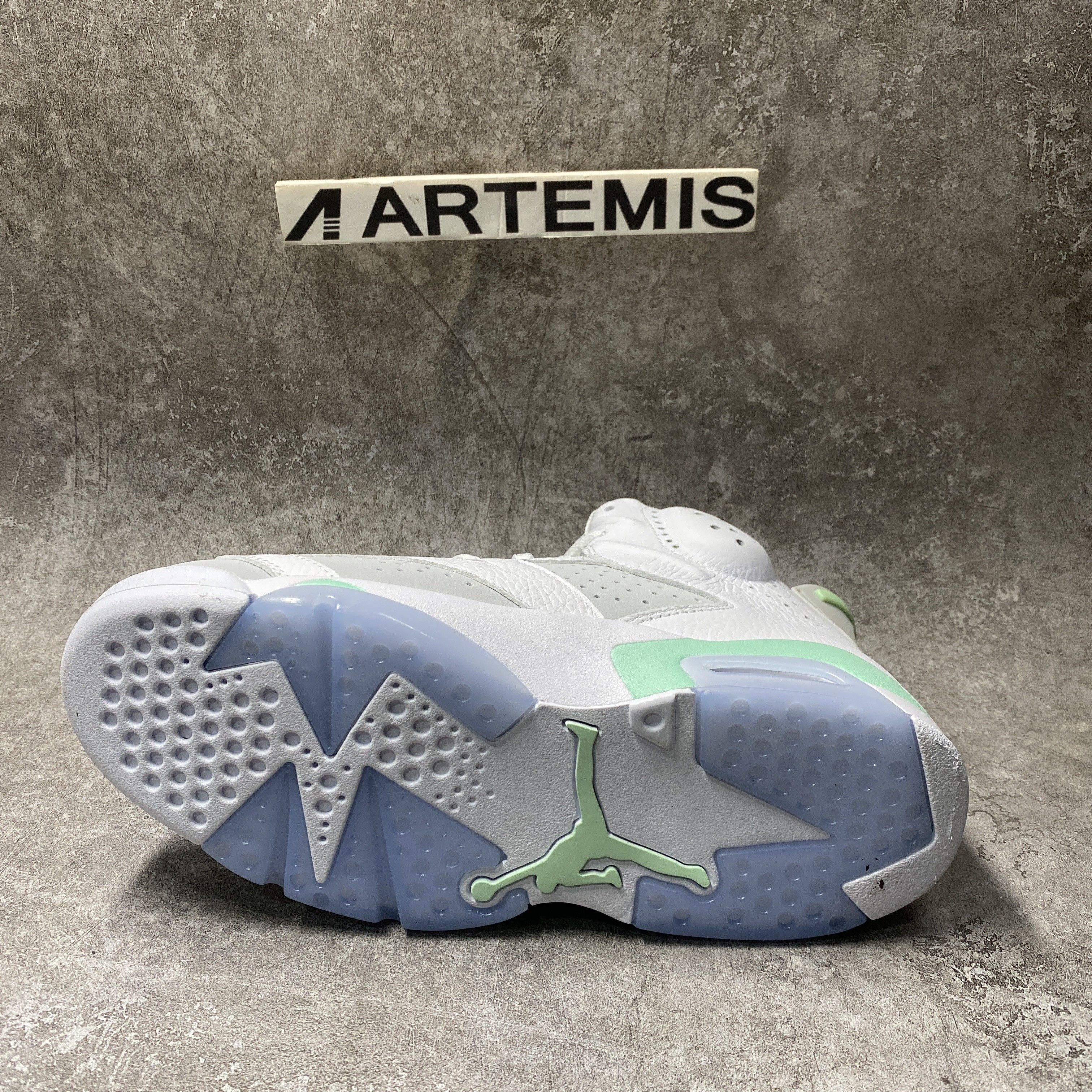 Air Jordan 6 Retro Mint Foam
