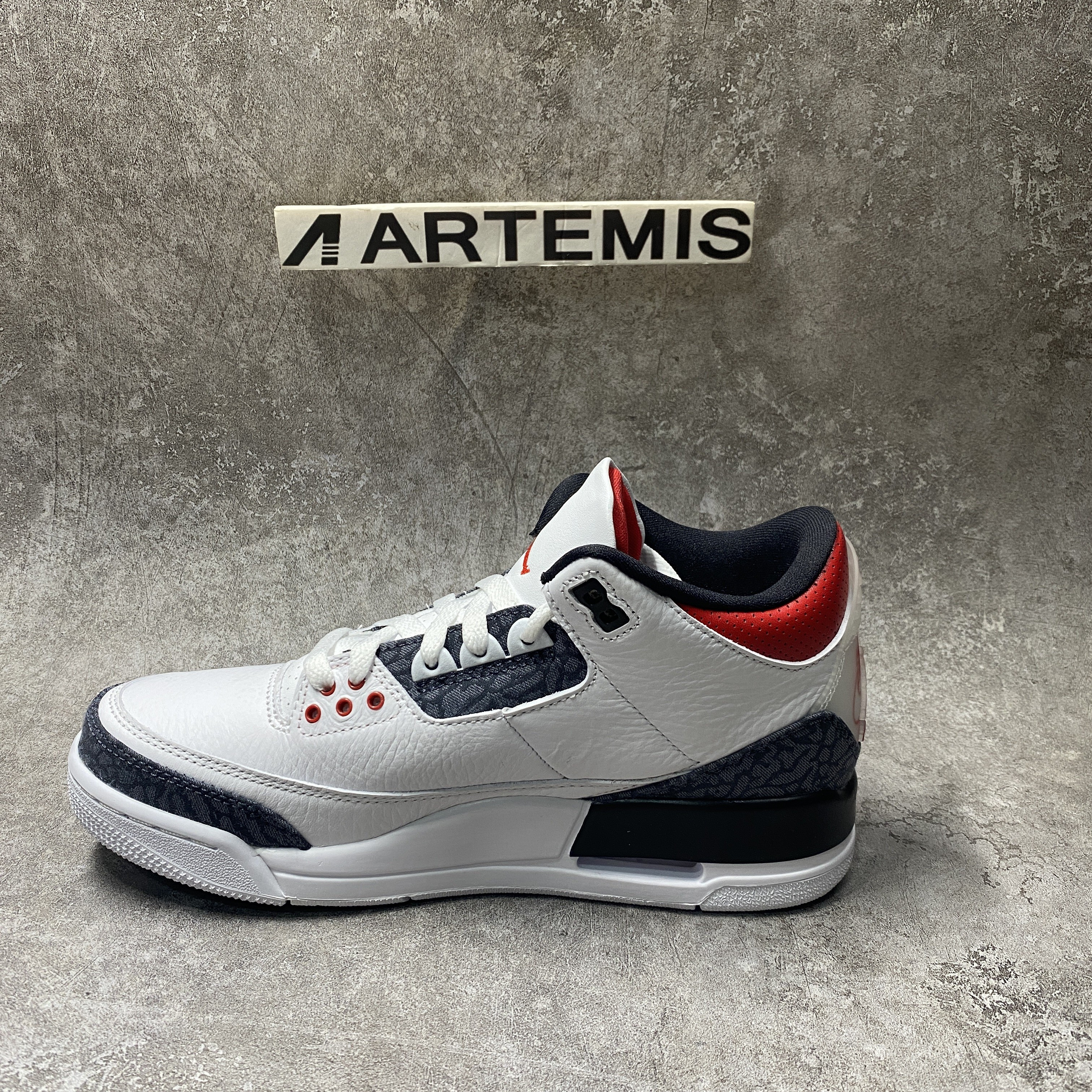 Air Jordan 3 Retro SE-T CO JP Fire Red Denim
