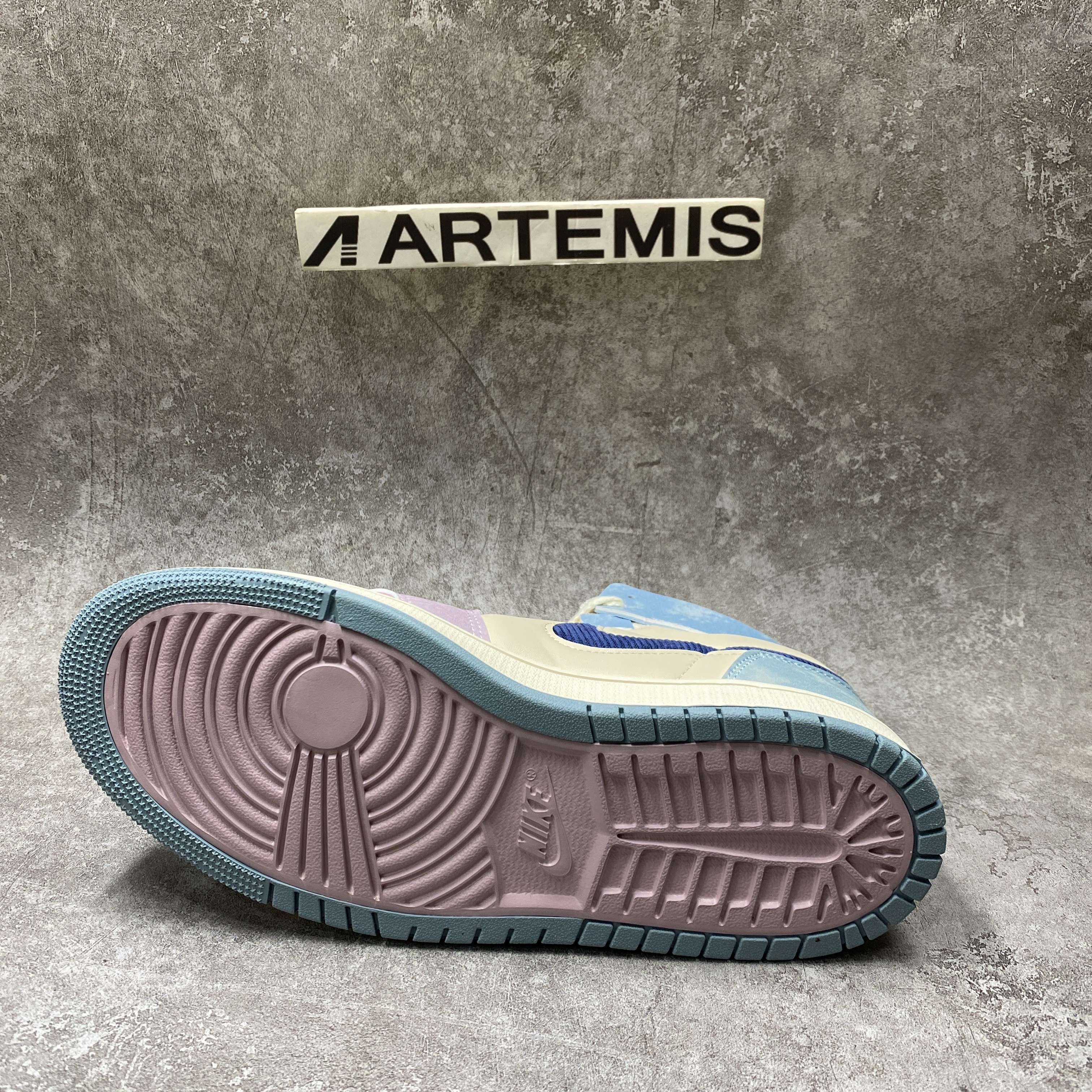 Air Jordan 1 High Zoom Air CMFT Celestine Blue