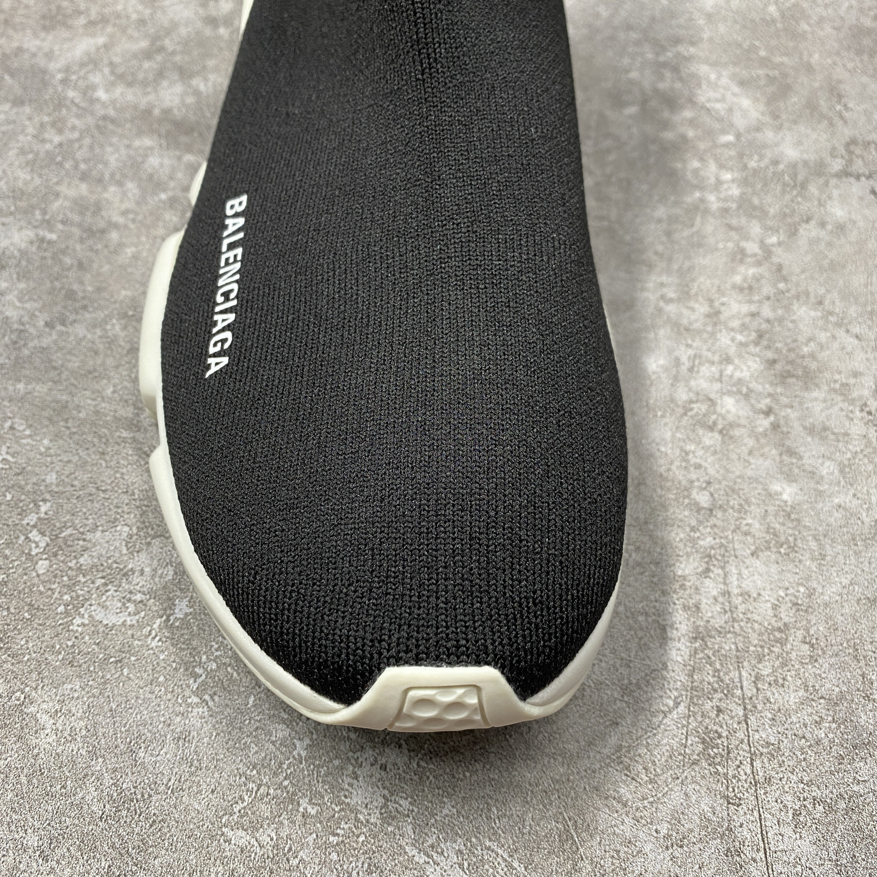 Balenciga Speed Trainer Mid Black