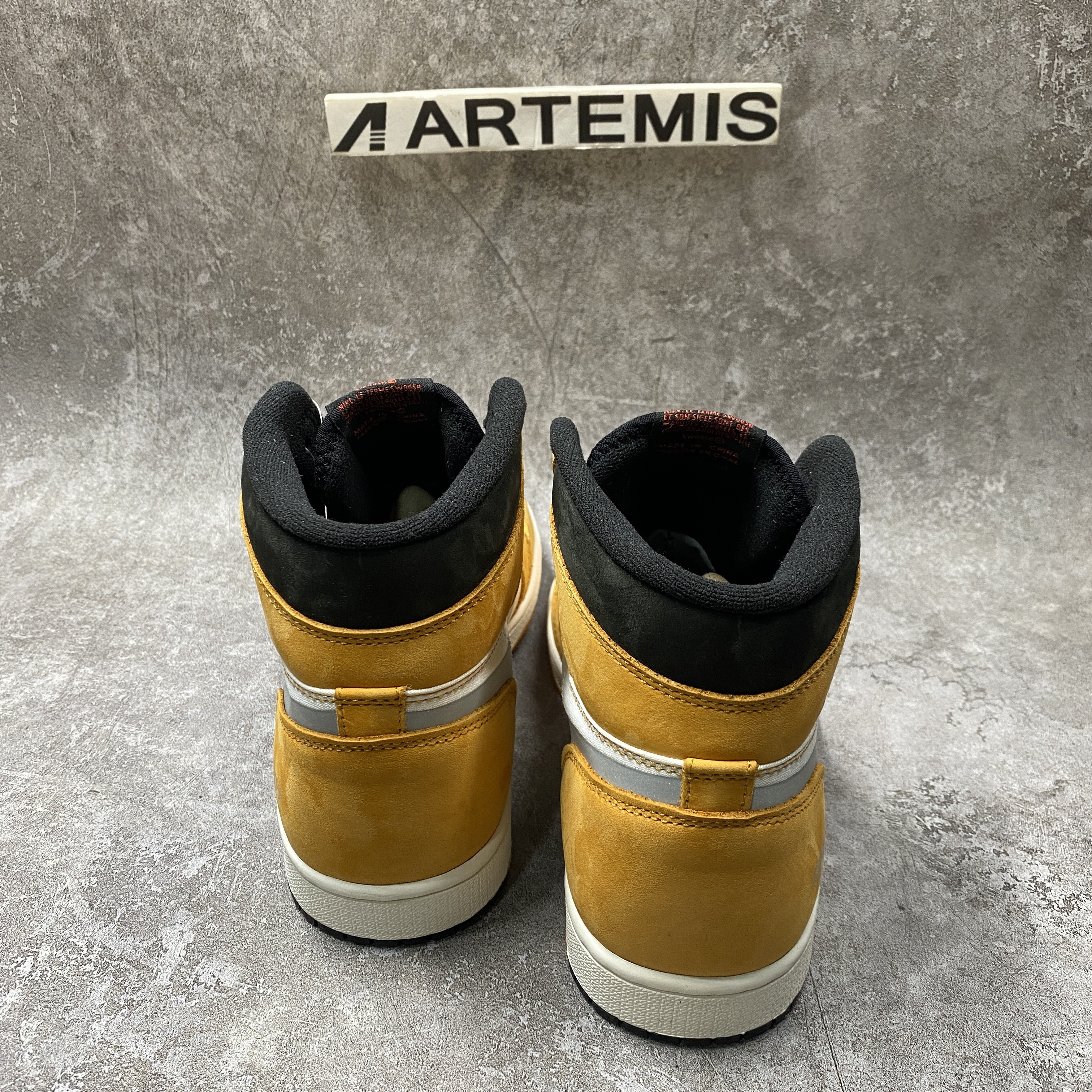 Air Jordan 1 High Element Gore-Tex Light Curry