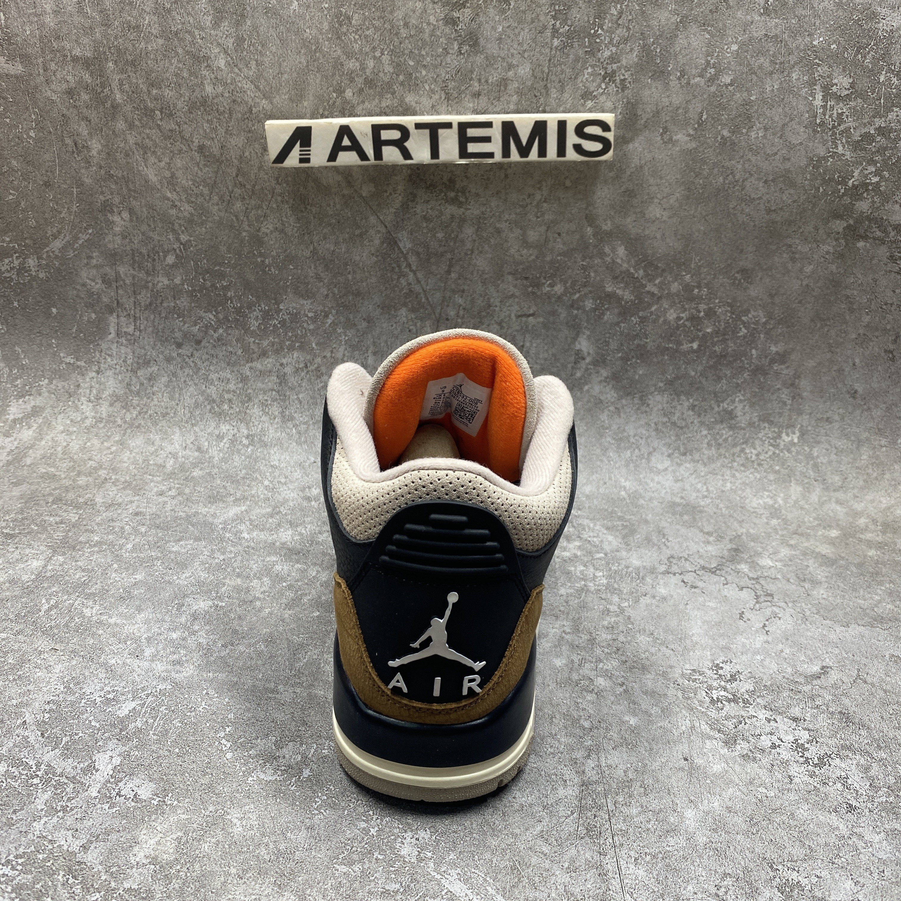 Air Jordan 3 Desert Elephant