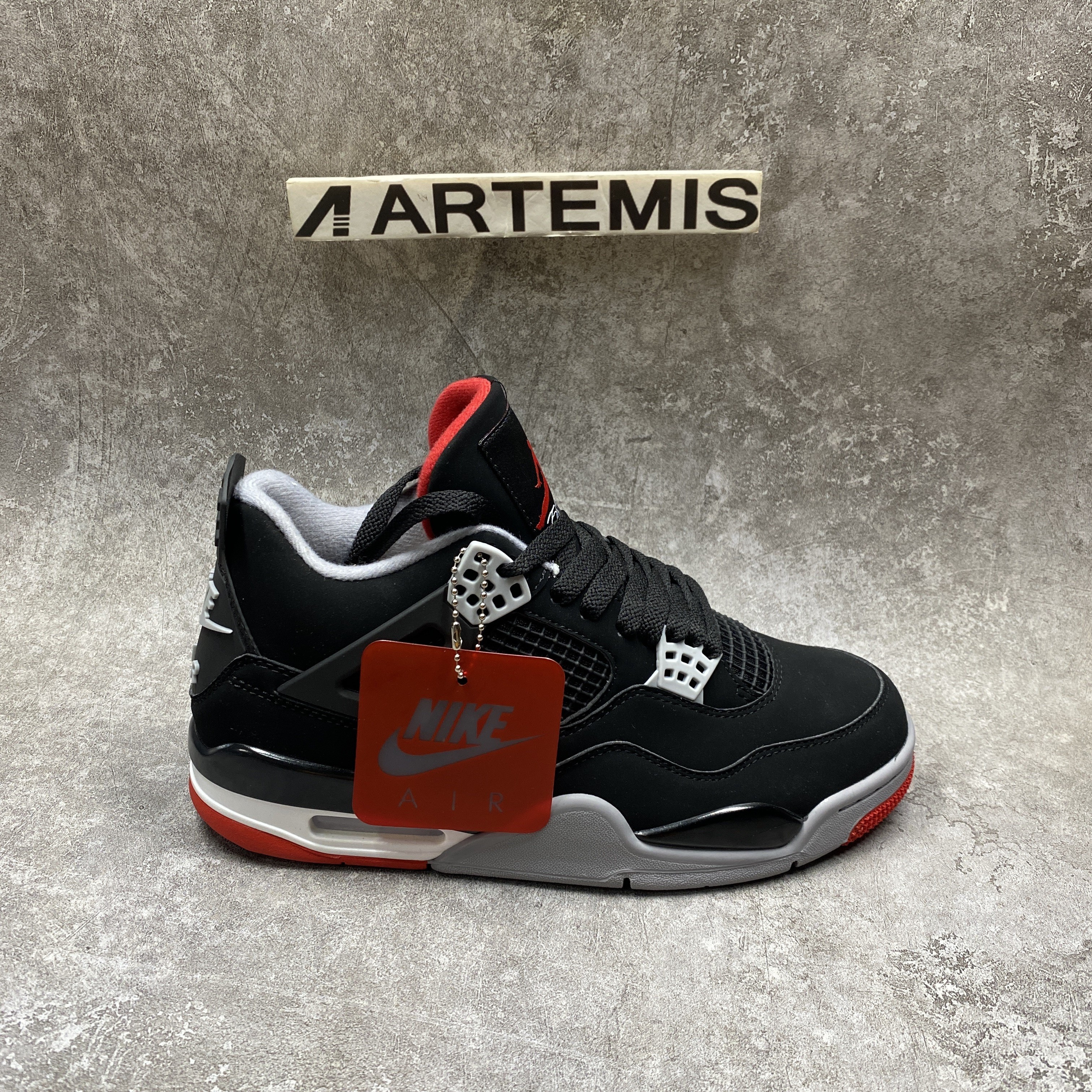 Air Jordan 4 Retro Bred (2019)