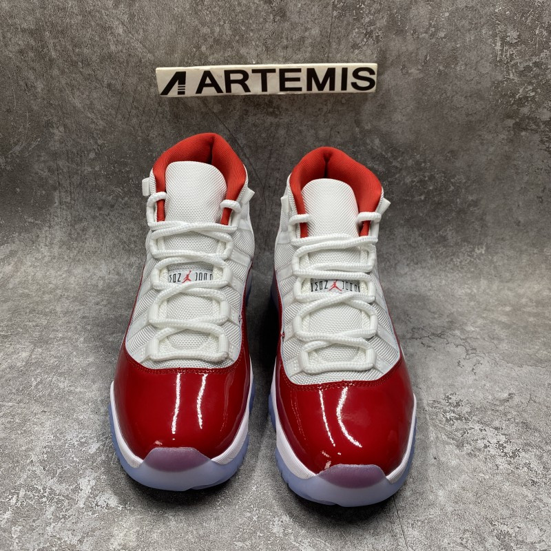 Air Jordan 11 Cherry (2022)