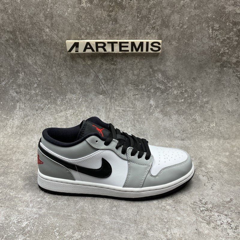Air Jordan 1 Low Light Smoke Grey