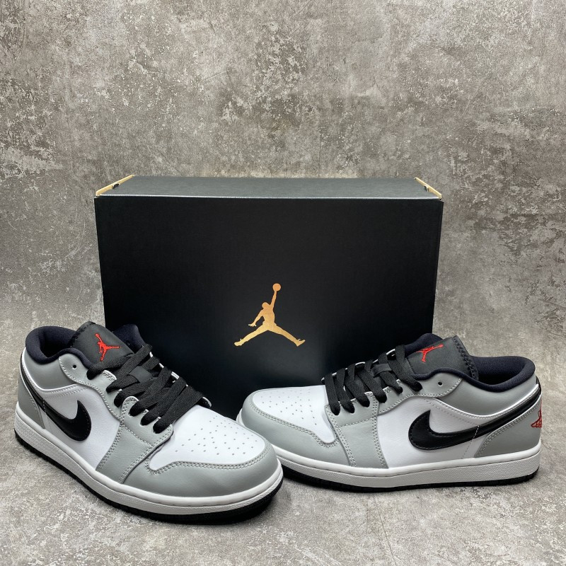 Air Jordan 1 Low Light Smoke Grey