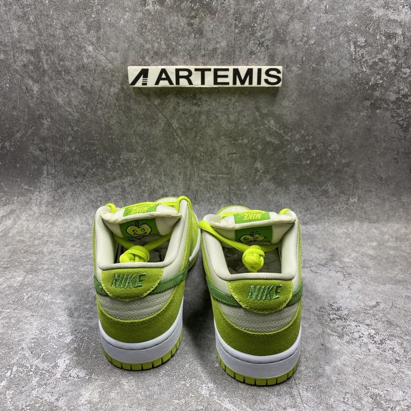 Nike SB Dunk Low Green Apple