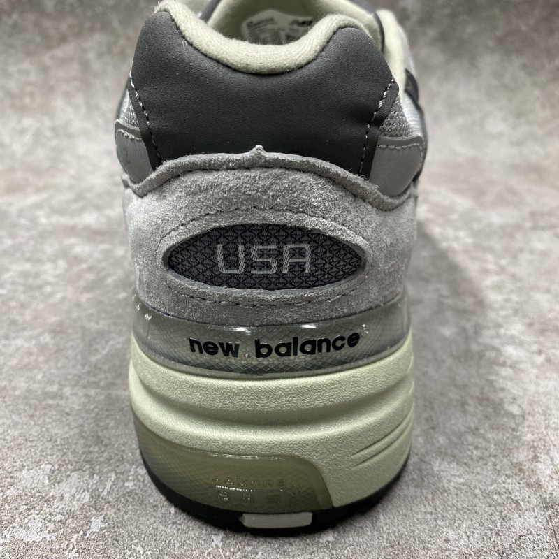 New Balance 992 Grey