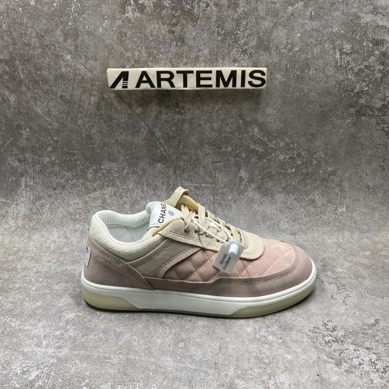 channel 22c Di*m*nd sports shoes in pink