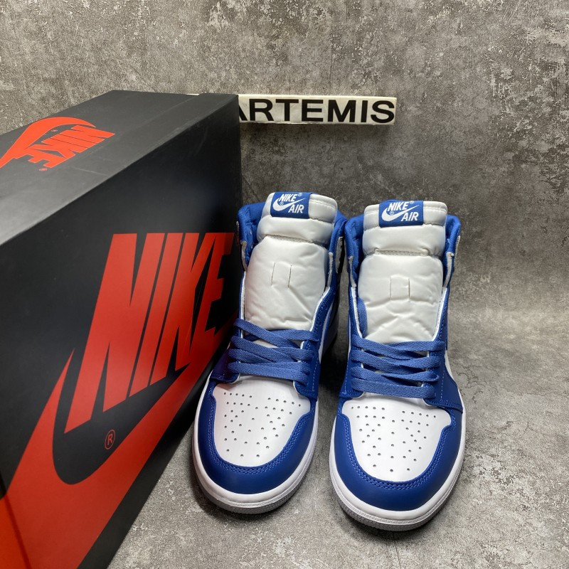 Air Jordan 1 High OG True Blue