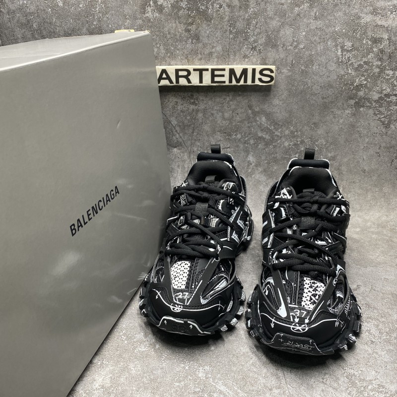 Ba*len*cia*ga track black & white sneakers