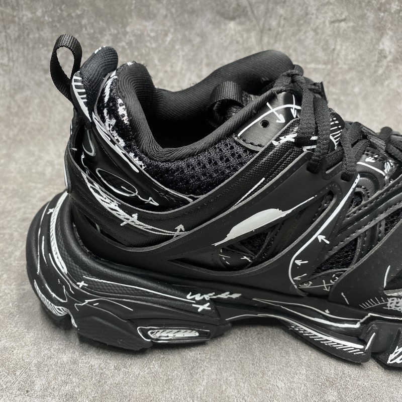 Ba*len*cia*ga track black & white sneakers