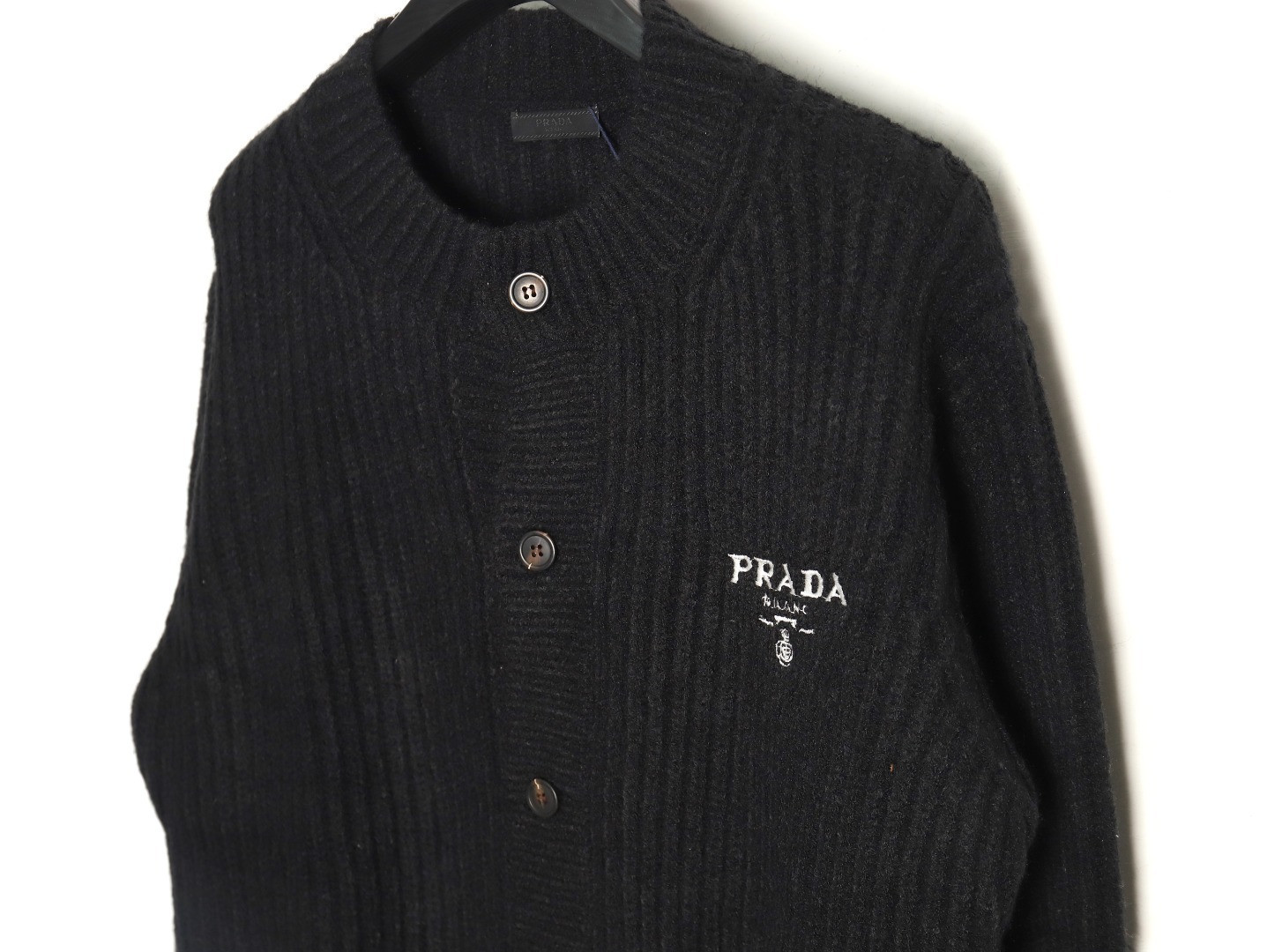 Pra*a cardigan sweaters