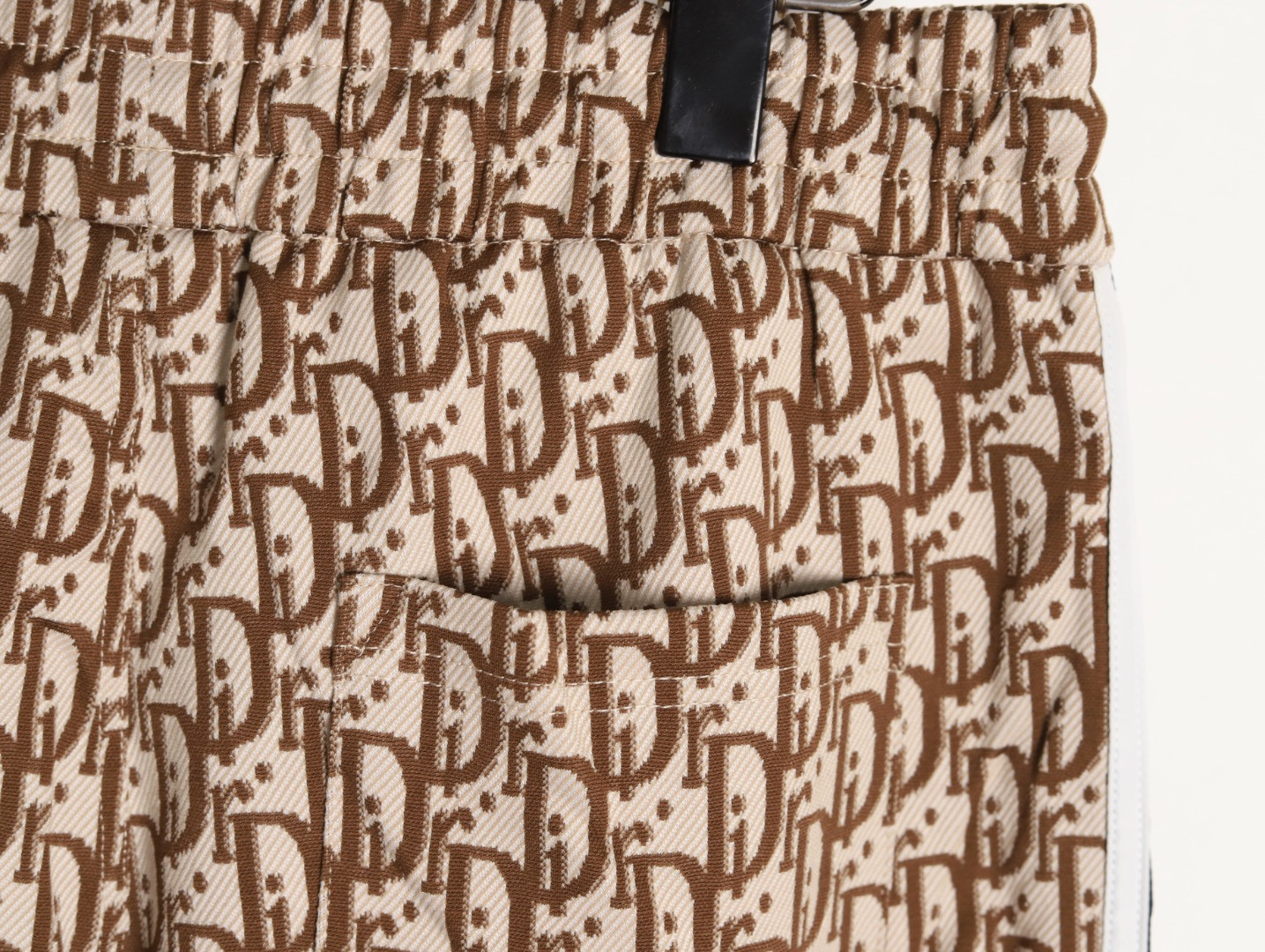 D*or 25ss shorts