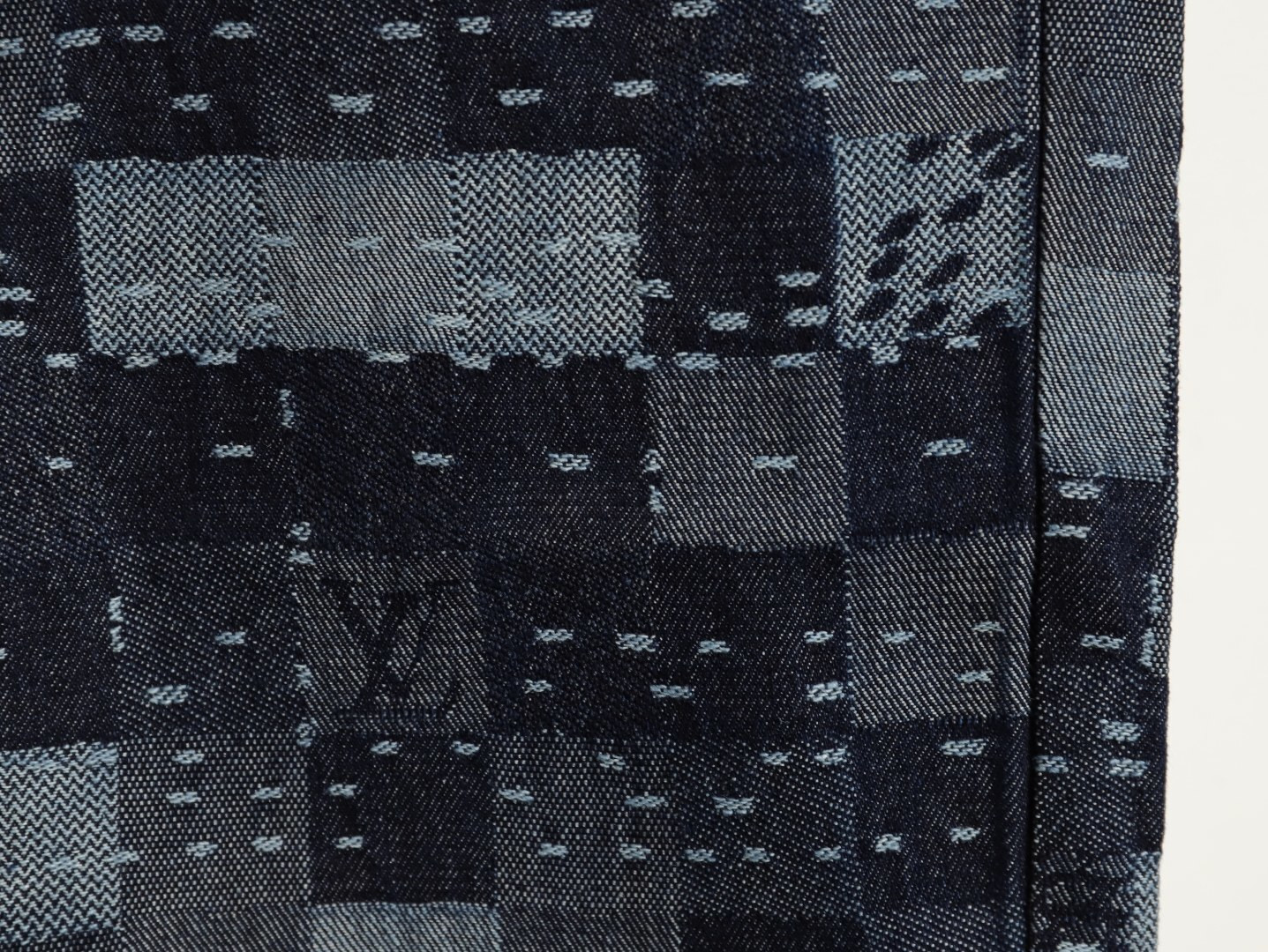 l0*is V*t0n 25fw jeans suit