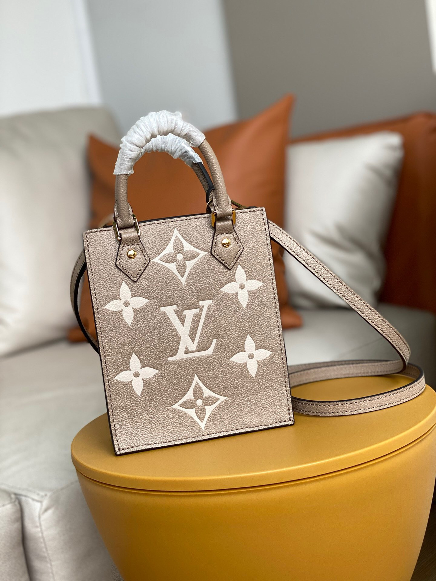 PETIT SAC PLAT M57937