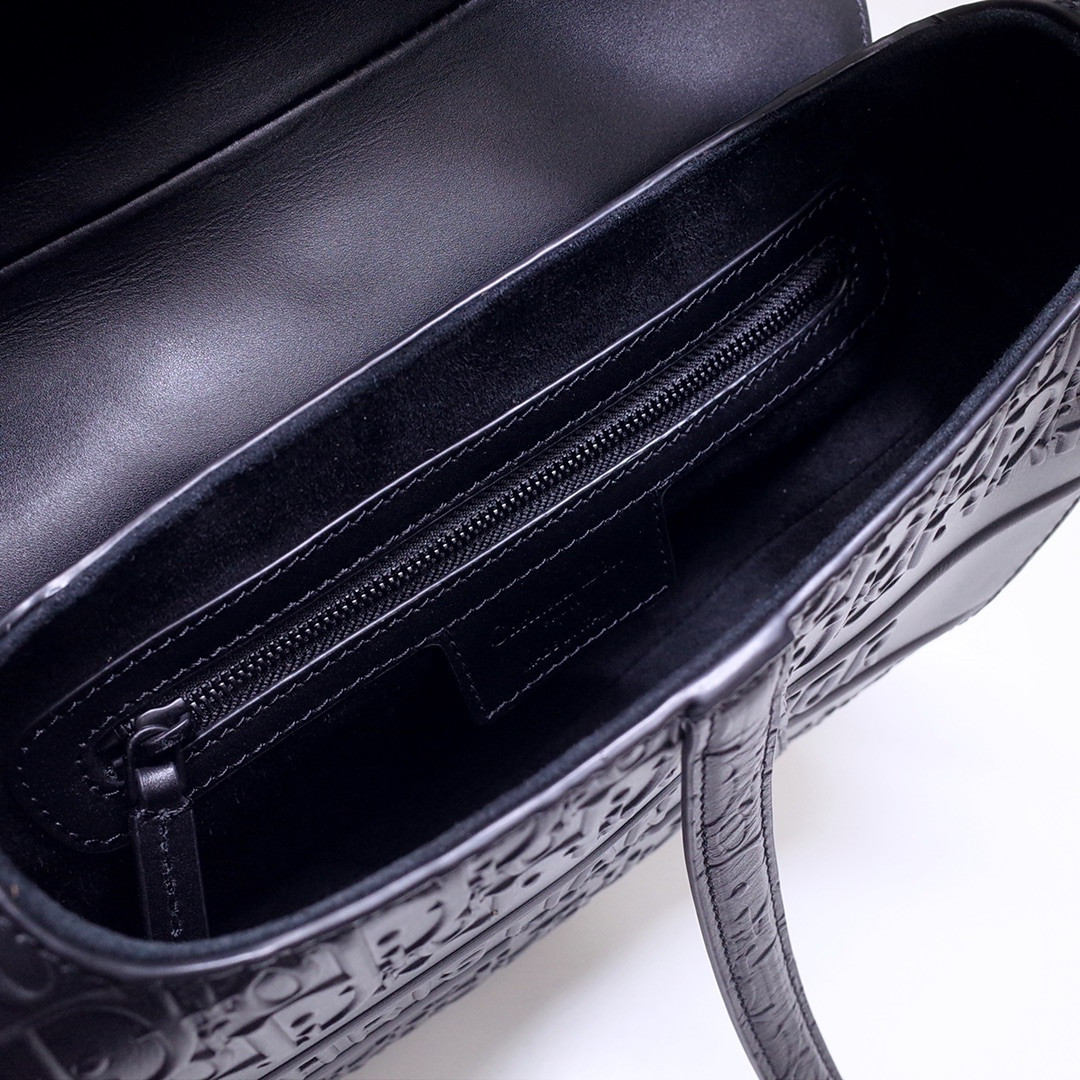 saddle bag with strap black D*or oblique embossed calfskin 25.5x20x6.5cm