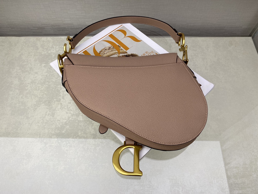 D*or saddle bag warm taupe grained calfskin 25.5x20x6.5cm