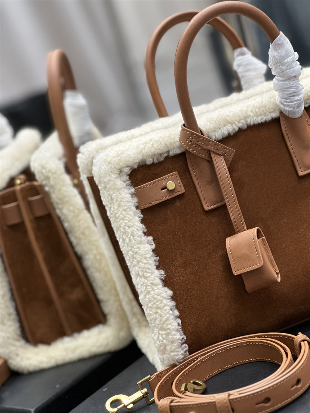 y*l sac de jour S*pple samll in suede and shearling dark cigar and natural beige