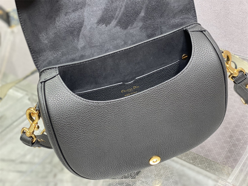 large D*or bobby bag black grained calfskin