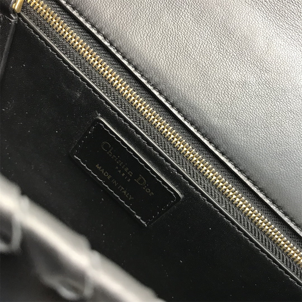 D*or 30 montaigne chain bag black