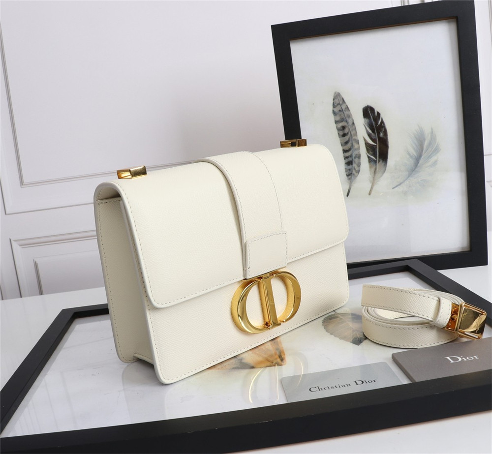 D*or 30 montaigne chain bag grained white