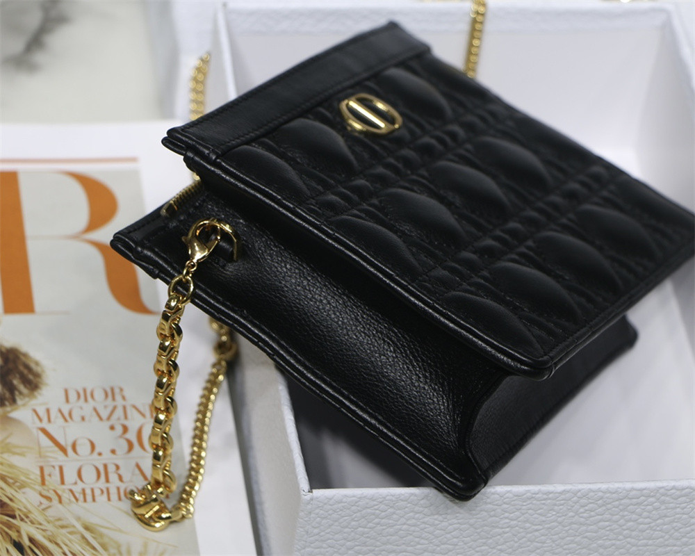 d*or caro zipped pouch with chain black S*pple cannage calfskin 19 x 14 x 4.5 cm