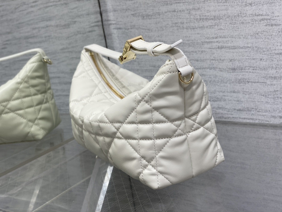 medium D*or travel nomad pouch white