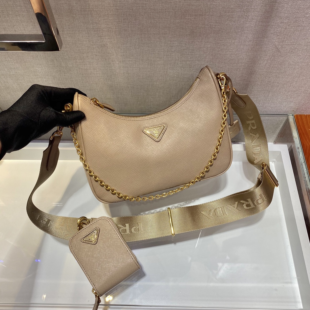 Pra*a re-edition 2005 saffiano leather bag