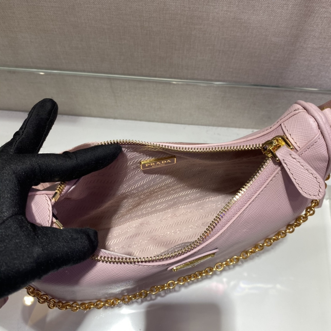 Pra*a re-edition 2005 saffiano leather bag pink