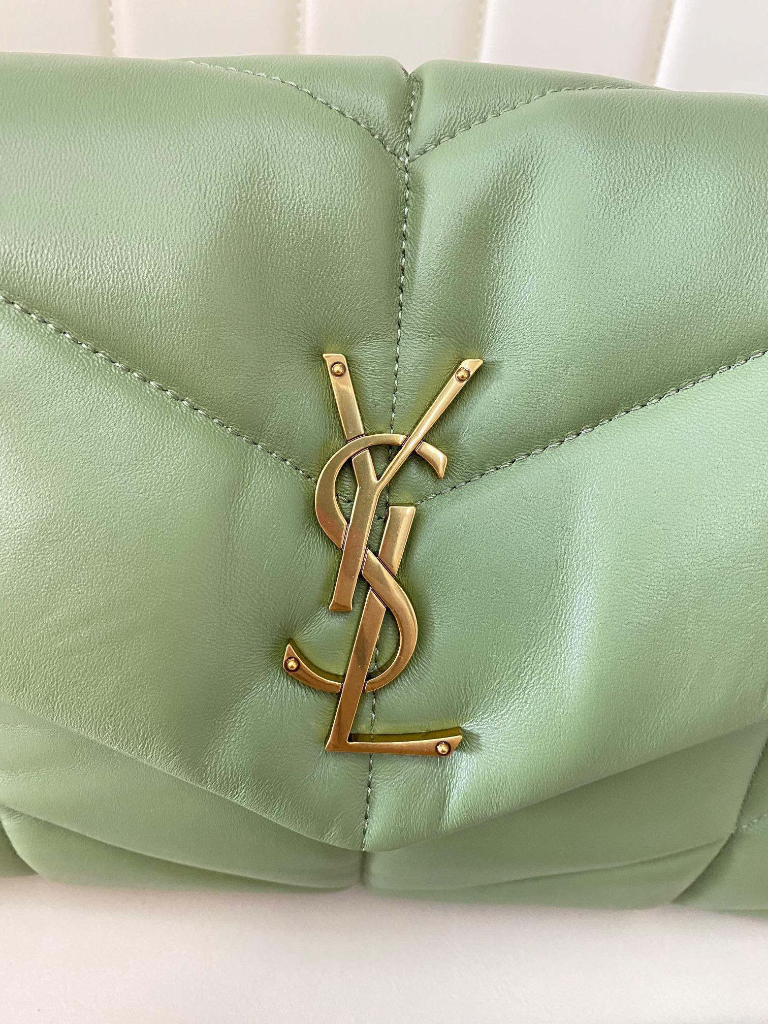Y*L puffer medium in nappa leather light green 13.7 x 9 x 5.3 inches