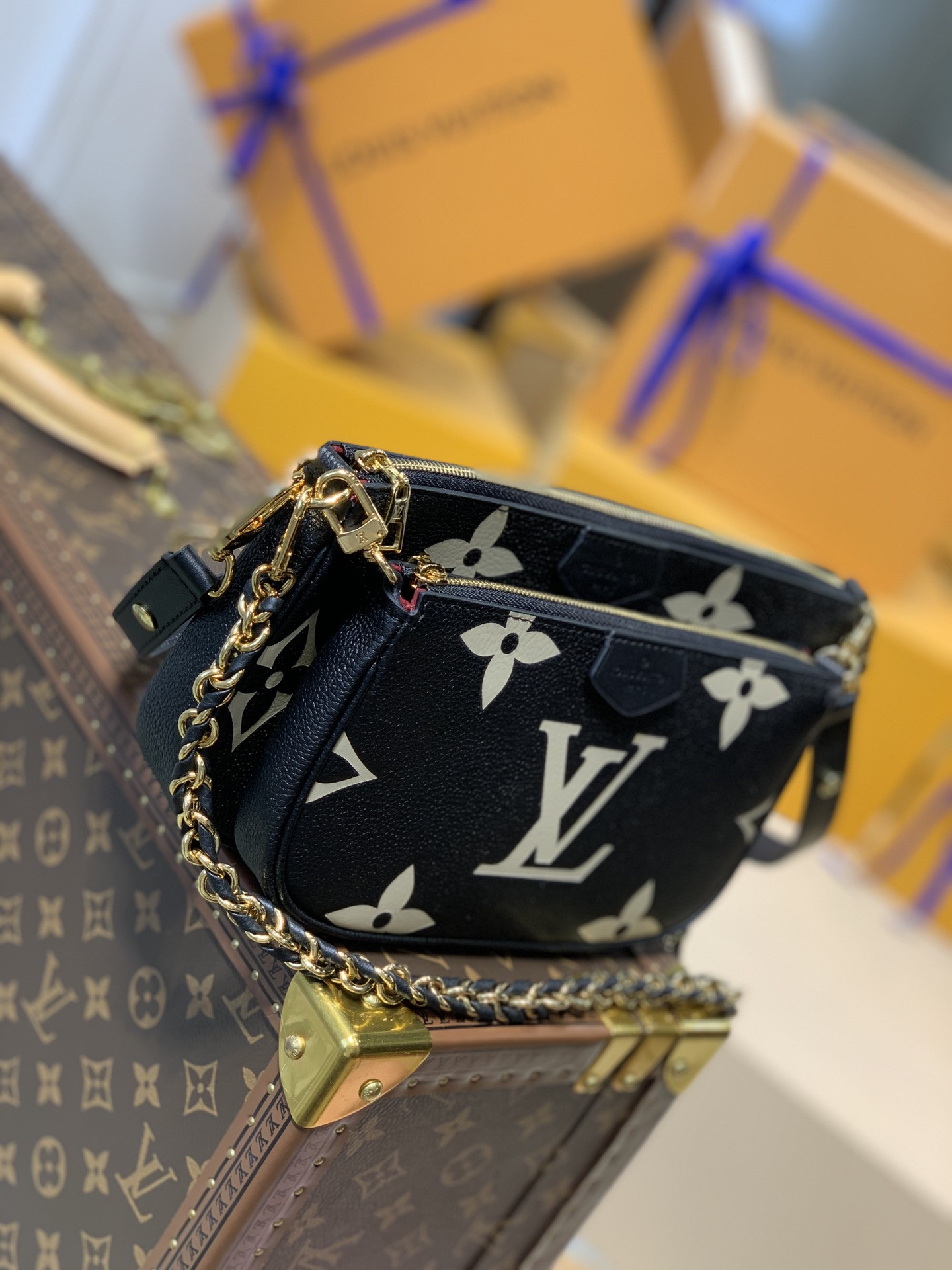 l0*is V*t0n m45777 multi pochette accessoires 9.4 x 5.3 x 1.6 inches