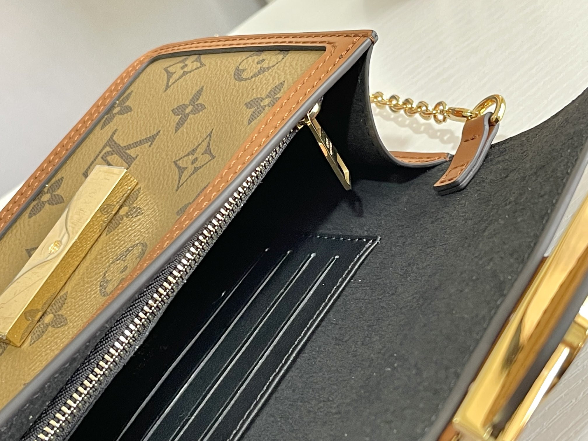 LV M68746 Dauphine Chain Wallet 7.3 x 4.7 x 2 inches