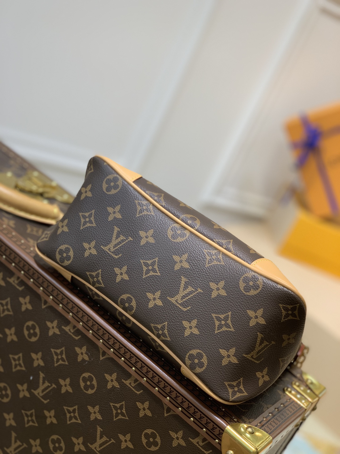 LV M45832 Boulogne 11.4 x 6.3 x 3.7 inches