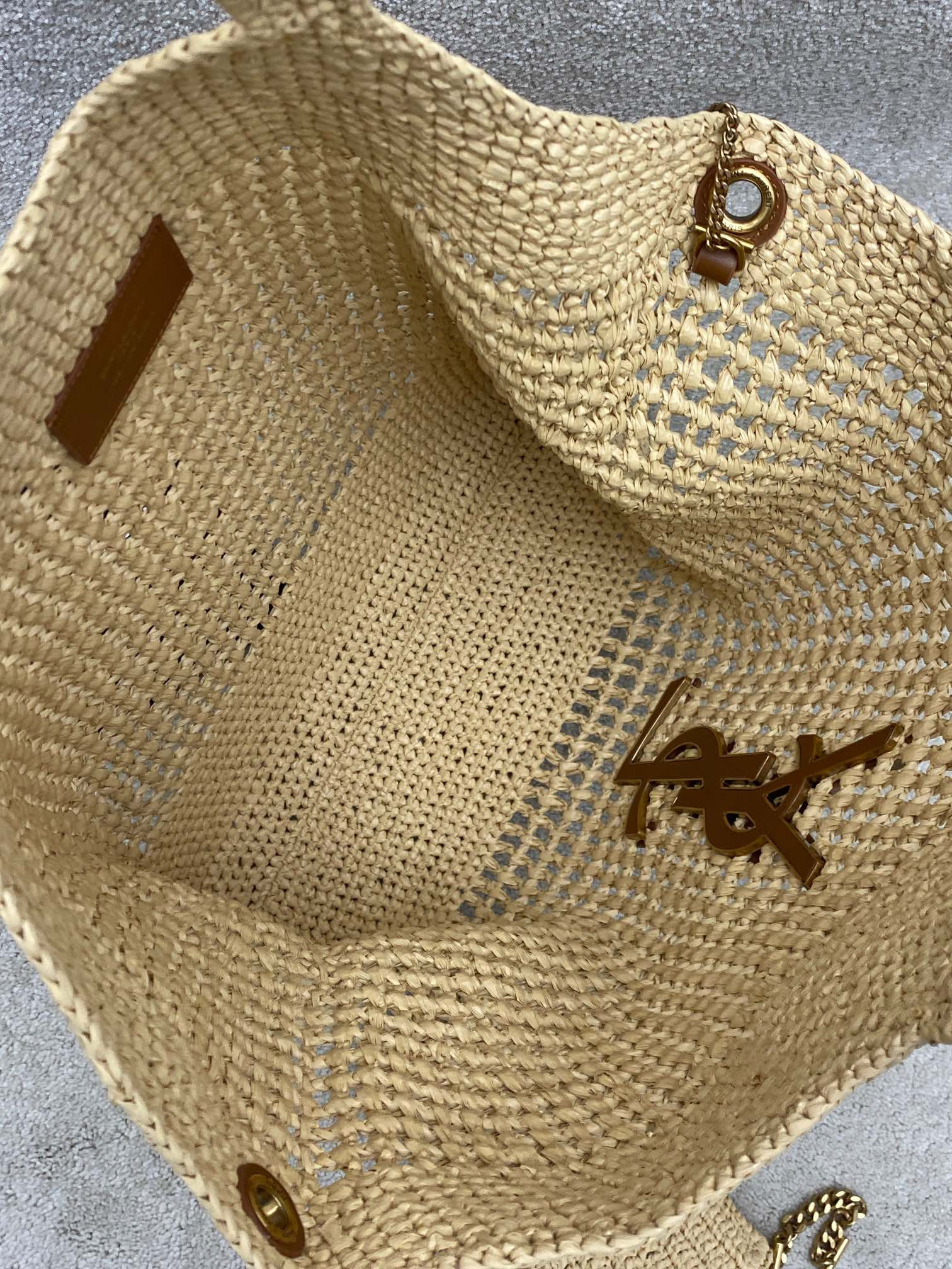 Y*L icare in raffia color natural 14.6"-21.7"x16.9"x2"