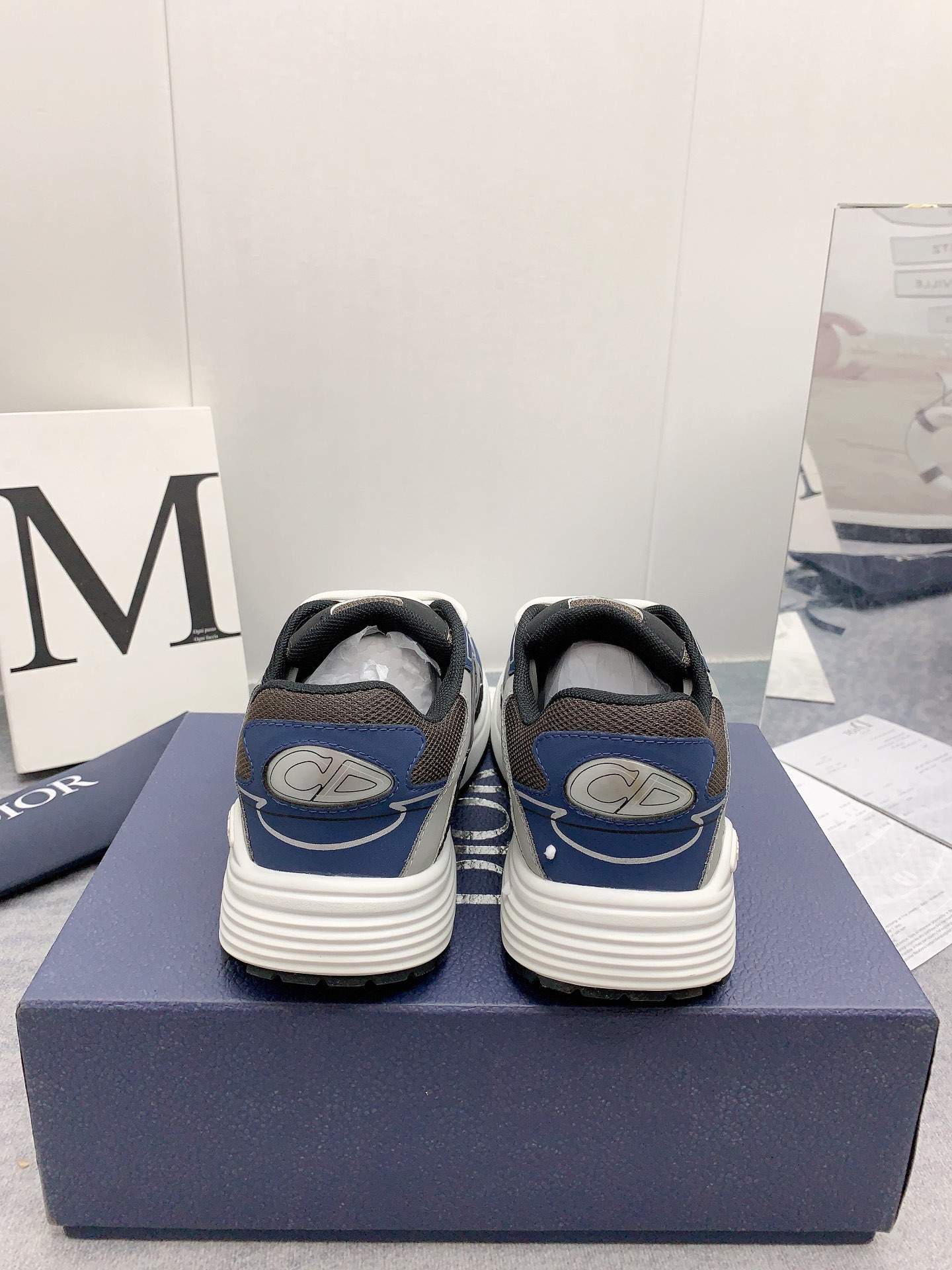 ua D*or b30 sneaker anthracite gray mesh and black blue and D*or gray technical fabric