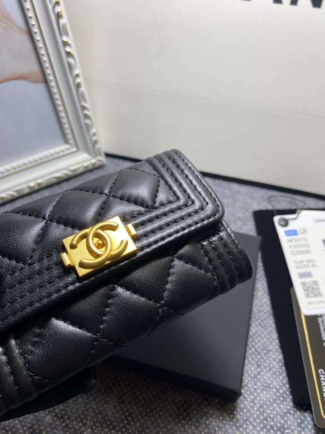 Ch*el flap wallet 12-7cm