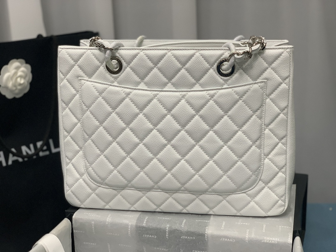 Ch*el gst caviar leather hardware 24x33x13cm