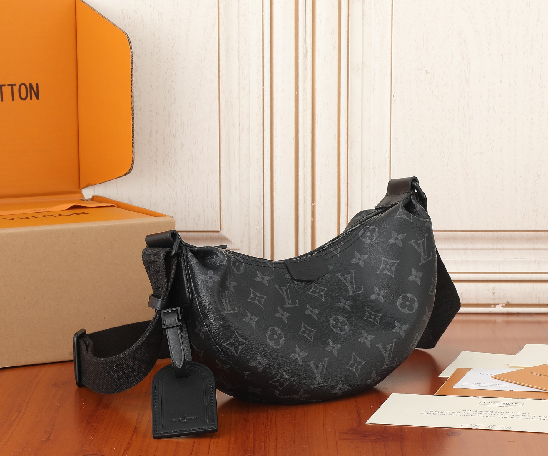 LV Hamac Bag PM M47158 11.2 x 5.9 x 3.1 in