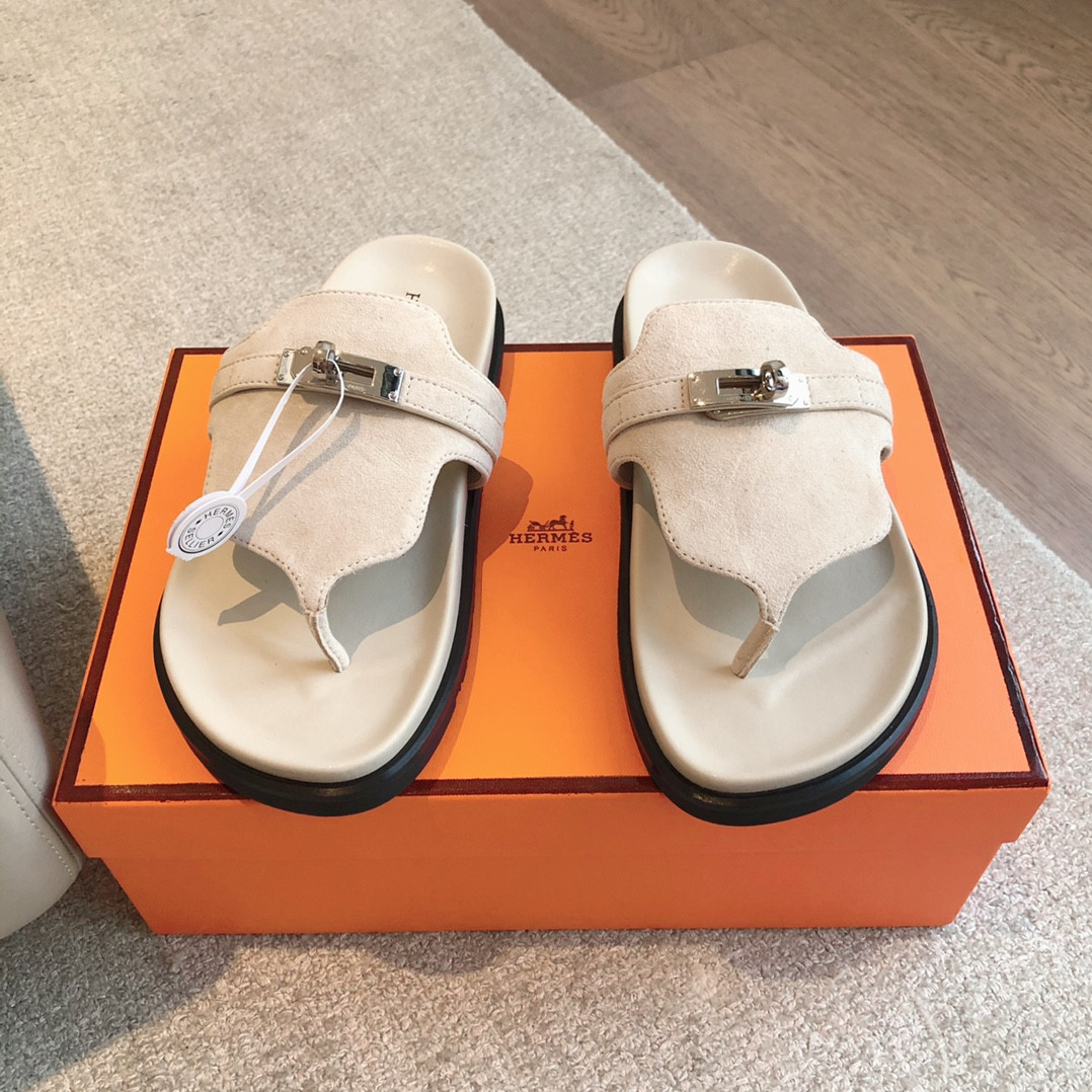 ua H**me5 empire sandal