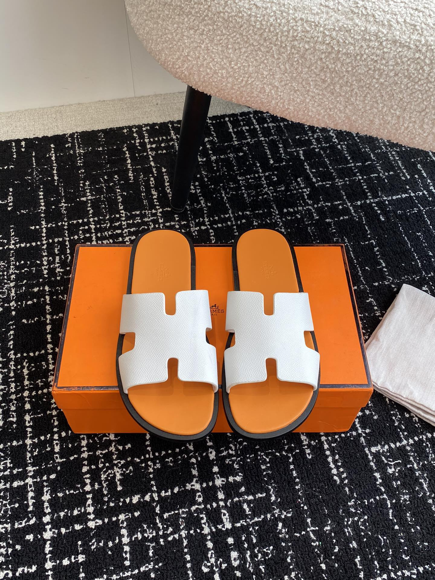 ua H**me5 izmir sandal
