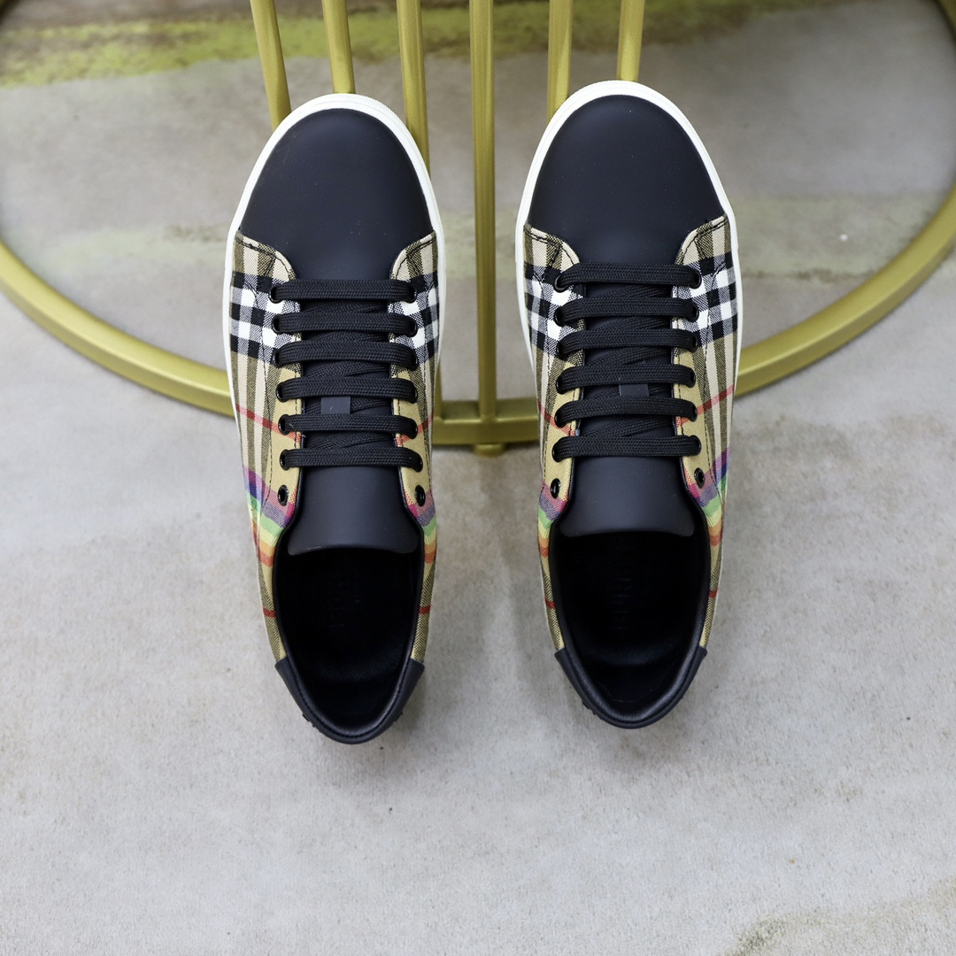 ua B**rry check sneakers