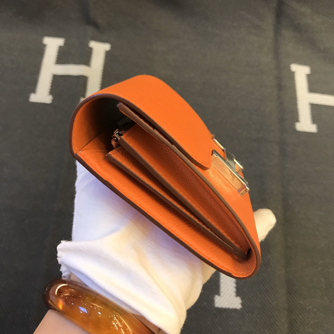 H**me5 wallet 13x12cm